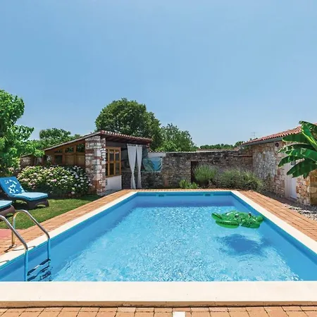 Casa Rustica In Matohanci - Haus Fuer 6 Personen *